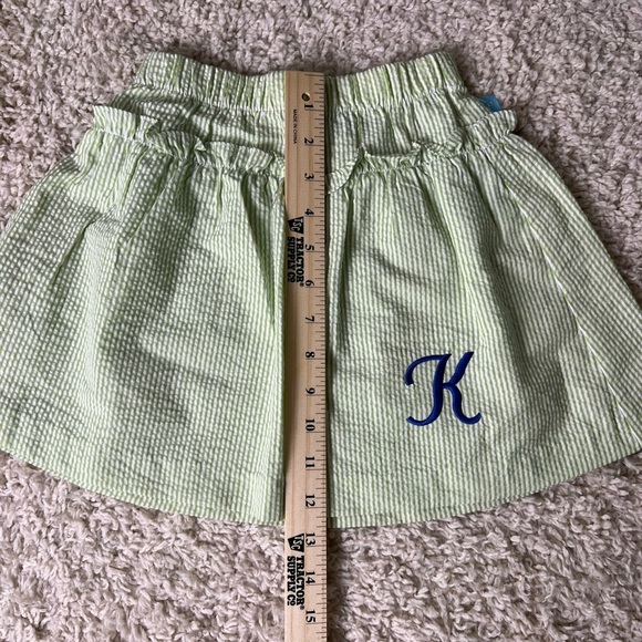 Kids size 5 Green “K” Embroidered Seersucker Skirt NWT - Picture 6 of 6